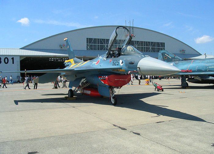JSDF_F-2_Fighter